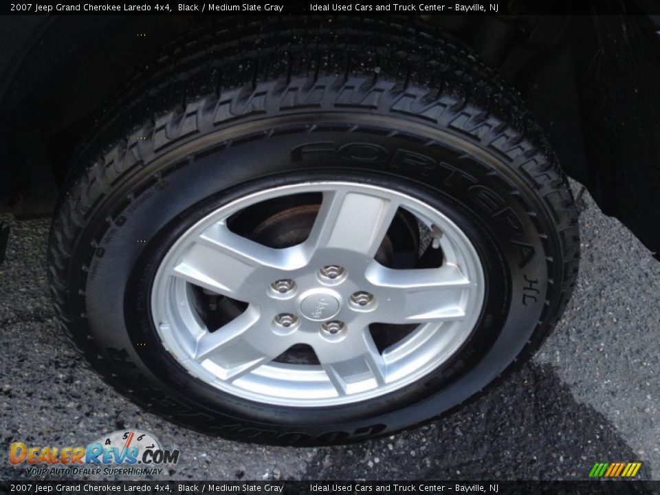 2007 Jeep Grand Cherokee Laredo 4x4 Black / Medium Slate Gray Photo #18