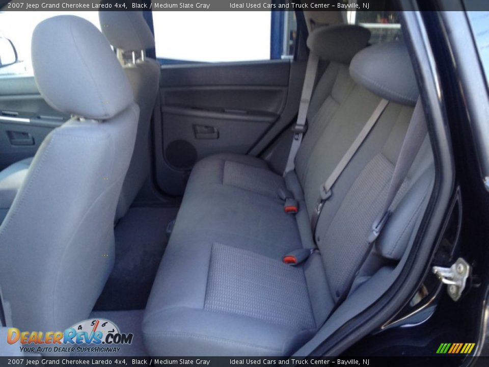 2007 Jeep Grand Cherokee Laredo 4x4 Black / Medium Slate Gray Photo #21