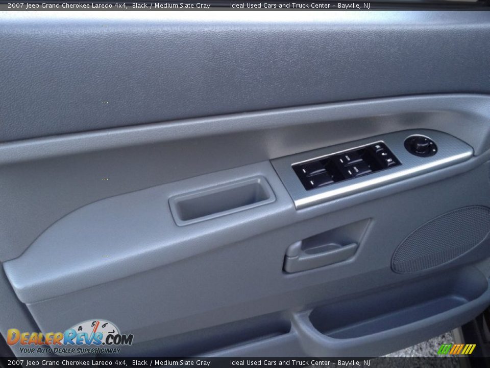 2007 Jeep Grand Cherokee Laredo 4x4 Black / Medium Slate Gray Photo #24