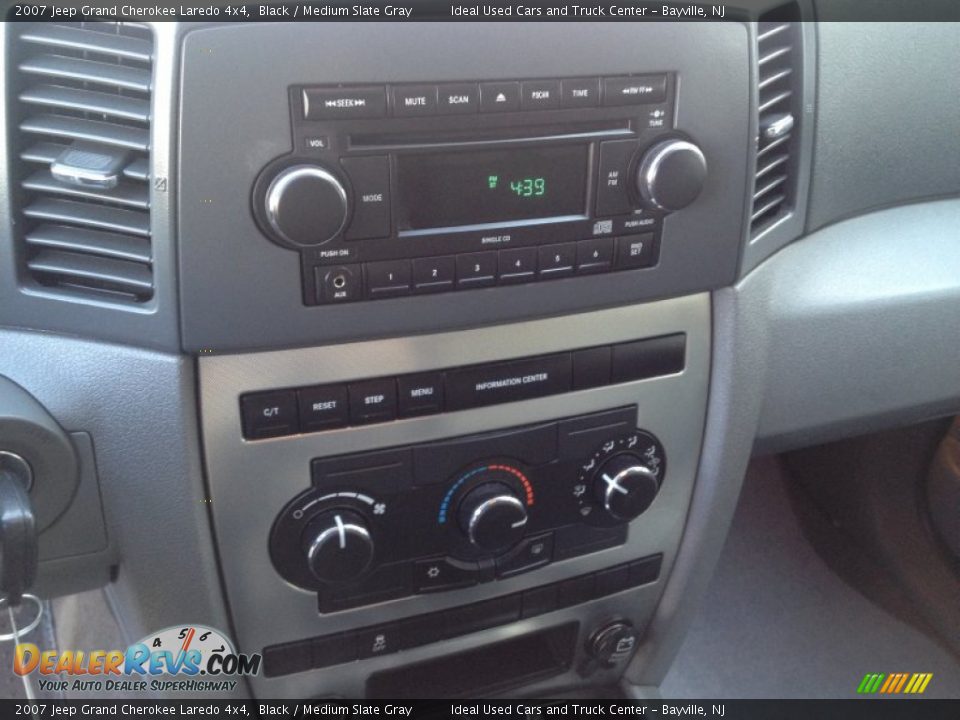 2007 Jeep Grand Cherokee Laredo 4x4 Black / Medium Slate Gray Photo #28