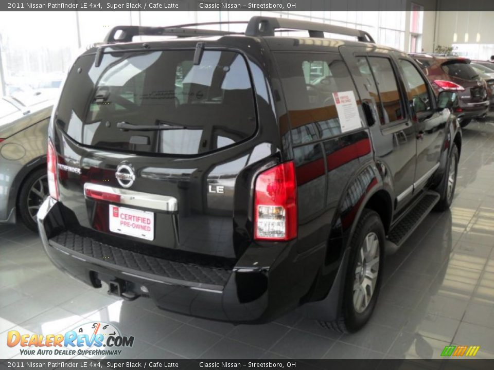 2011 Nissan Pathfinder LE 4x4 Super Black / Cafe Latte Photo #2