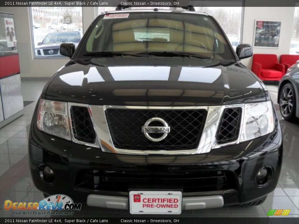 2011 Nissan Pathfinder LE 4x4 Super Black / Cafe Latte Photo #4