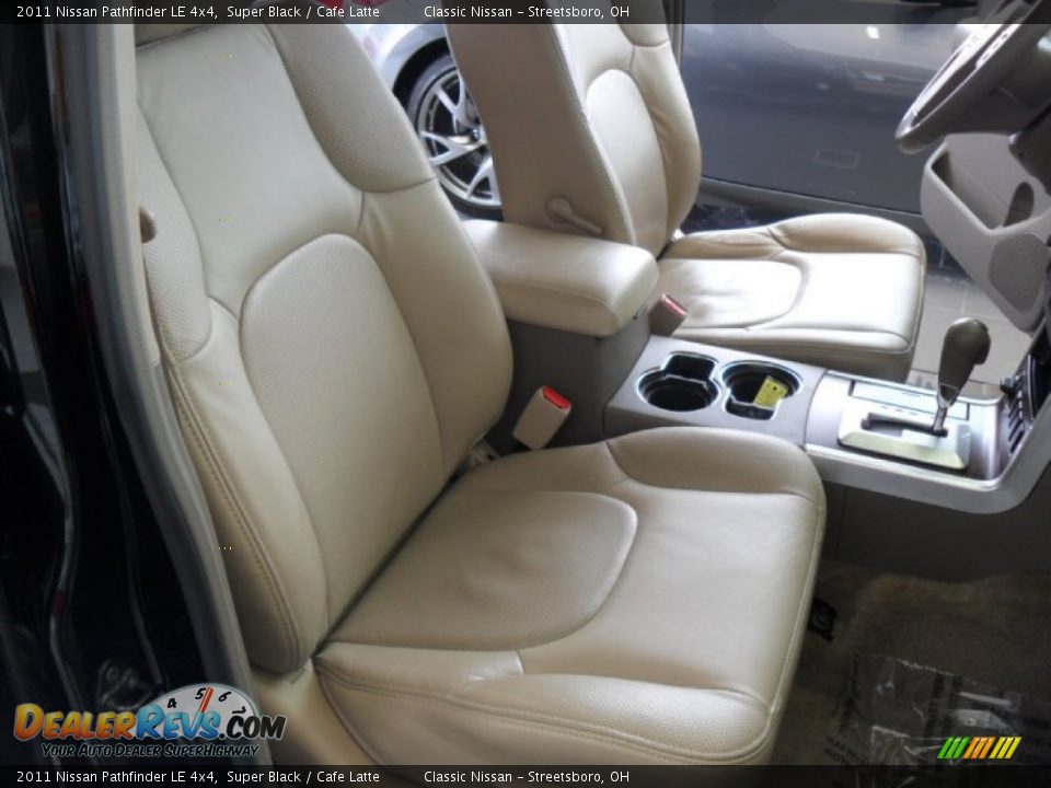 2011 Nissan Pathfinder LE 4x4 Super Black / Cafe Latte Photo #15