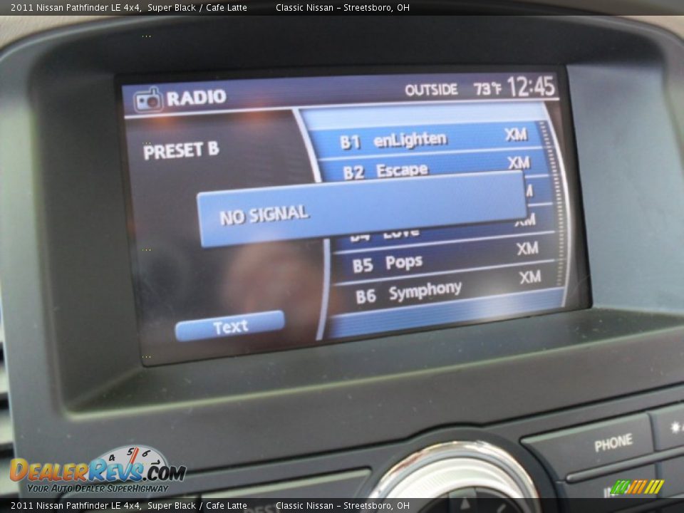 2011 Nissan Pathfinder LE 4x4 Super Black / Cafe Latte Photo #23