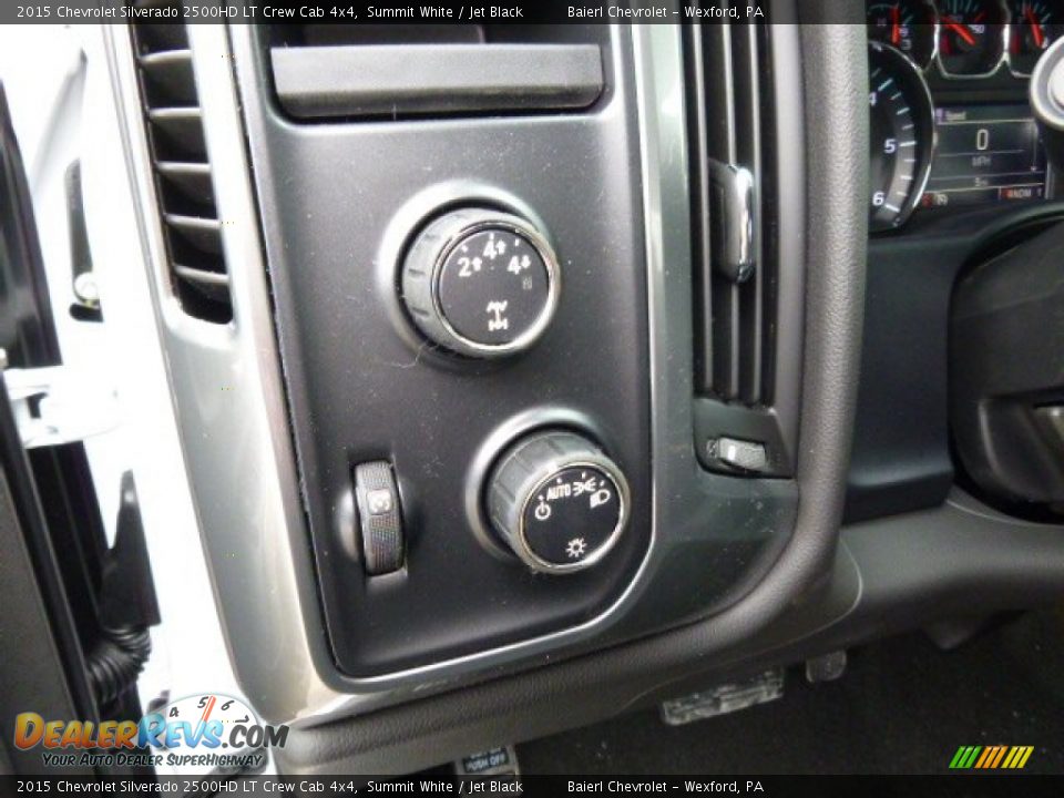 2015 Chevrolet Silverado 2500HD LT Crew Cab 4x4 Summit White / Jet Black Photo #16