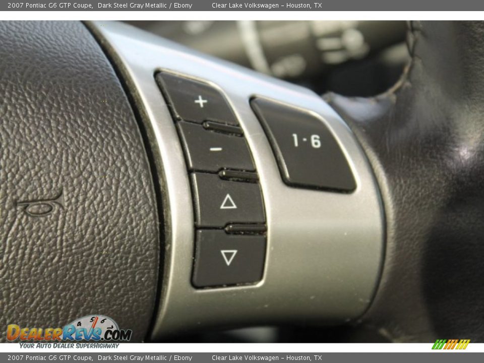 Controls of 2007 Pontiac G6 GTP Coupe Photo #25