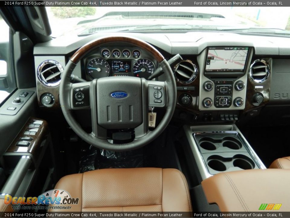 Dashboard of 2014 Ford F250 Super Duty Platinum Crew Cab 4x4 Photo #8