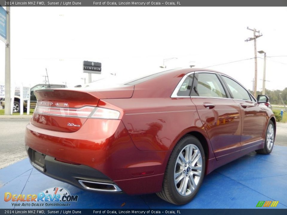 2014 Lincoln MKZ FWD Sunset / Light Dune Photo #3