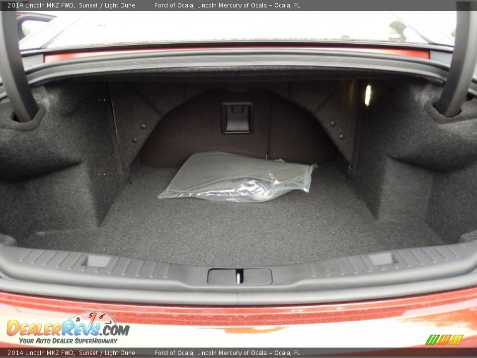 2014 Lincoln MKZ FWD Sunset / Light Dune Photo #5