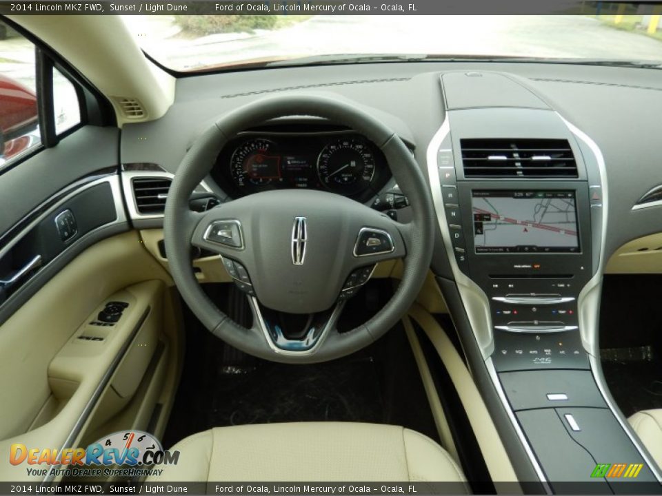 2014 Lincoln MKZ FWD Sunset / Light Dune Photo #9