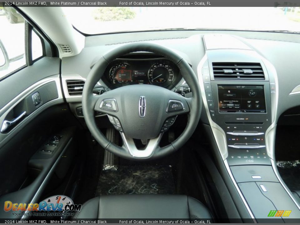 Dashboard of 2014 Lincoln MKZ FWD Photo #9