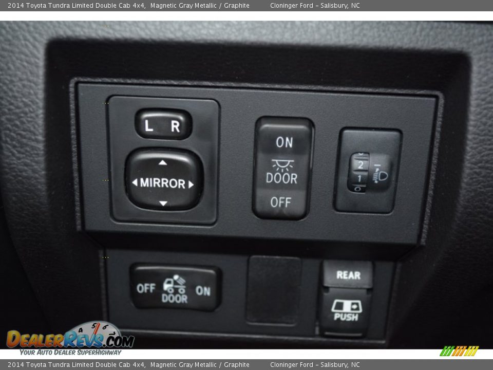 2014 Toyota Tundra Limited Double Cab 4x4 Magnetic Gray Metallic / Graphite Photo #28