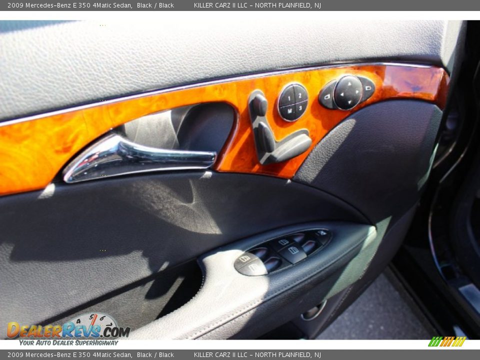 2009 Mercedes-Benz E 350 4Matic Sedan Black / Black Photo #11