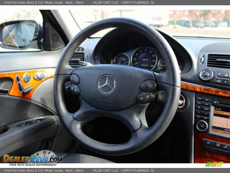 2009 Mercedes-Benz E 350 4Matic Sedan Black / Black Photo #16
