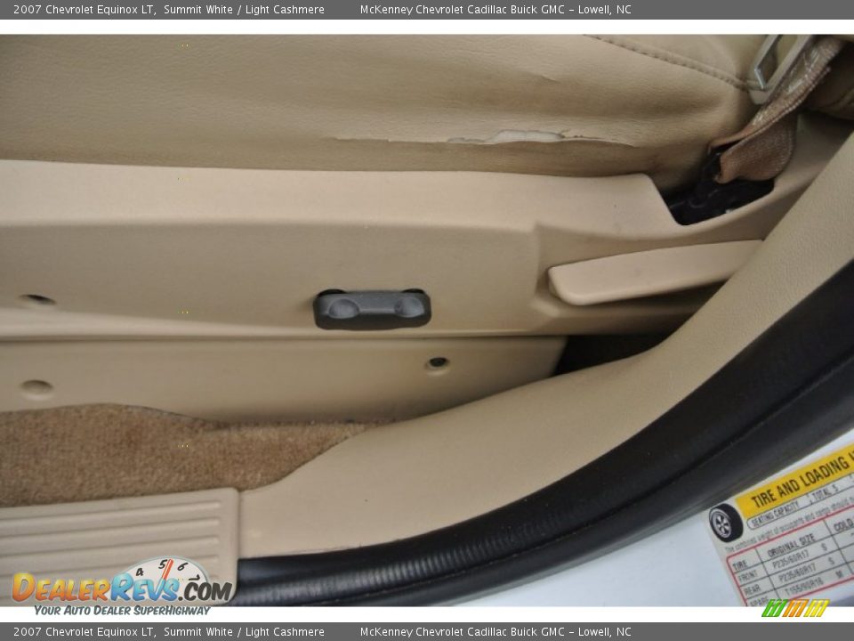 2007 Chevrolet Equinox LT Summit White / Light Cashmere Photo #9