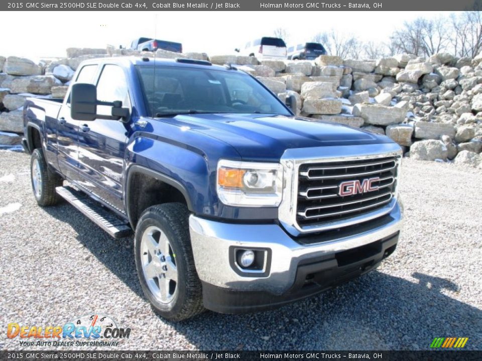 Front 3/4 View of 2015 GMC Sierra 2500HD SLE Double Cab 4x4 Photo #2