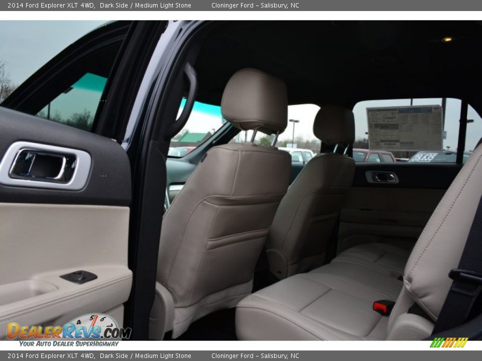 2014 Ford Explorer XLT 4WD Dark Side / Medium Light Stone Photo #8