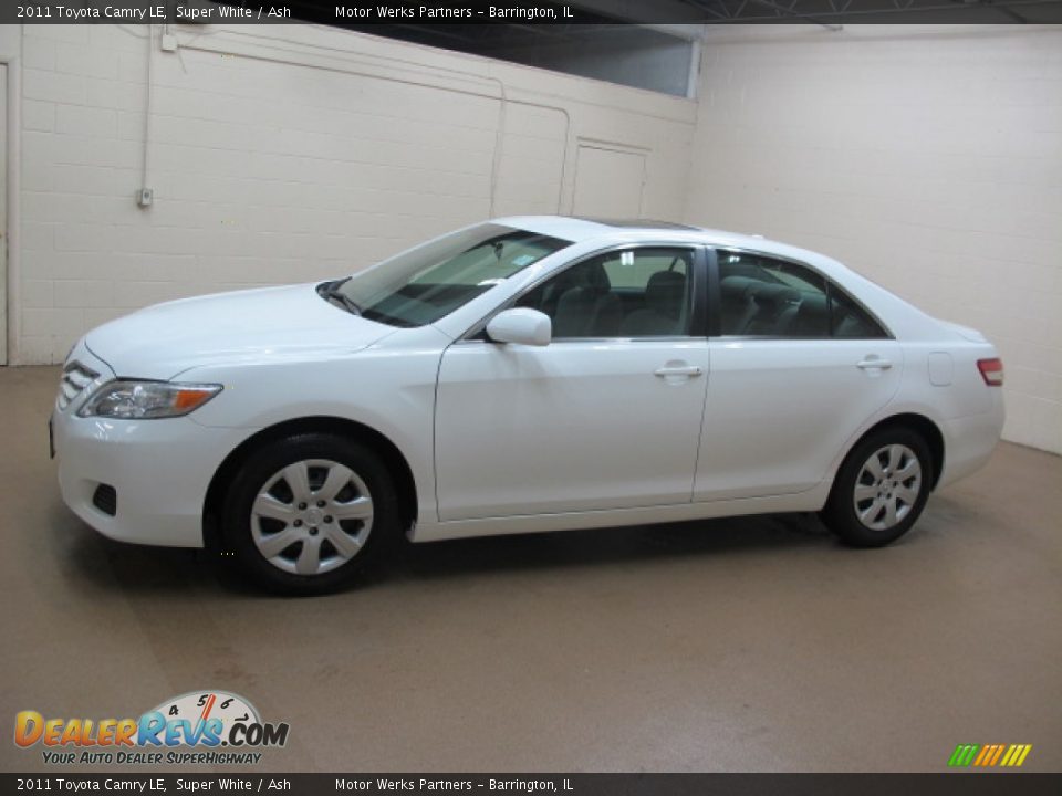 2011 Toyota Camry LE Super White / Ash Photo #5