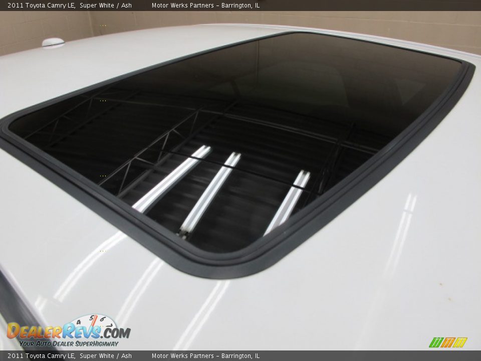2011 Toyota Camry LE Super White / Ash Photo #12