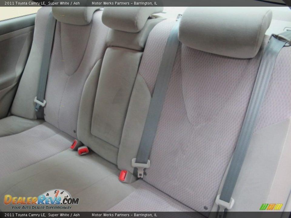 2011 Toyota Camry LE Super White / Ash Photo #20
