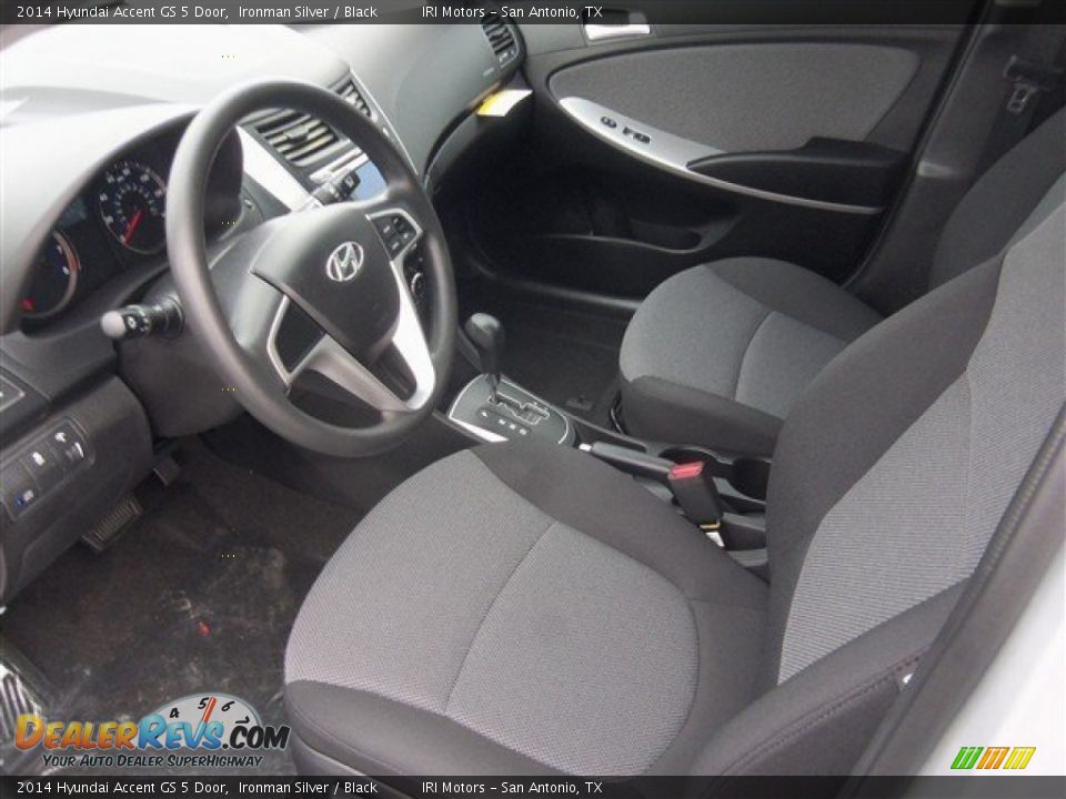 Front Seat of 2014 Hyundai Accent GS 5 Door Photo #6