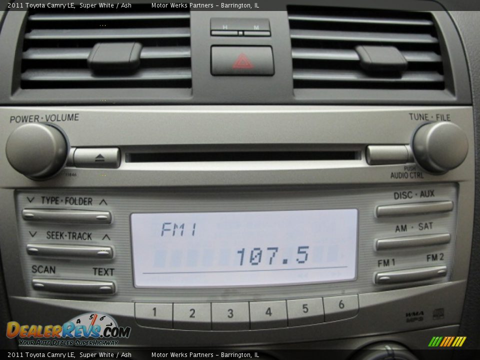 2011 Toyota Camry LE Super White / Ash Photo #30