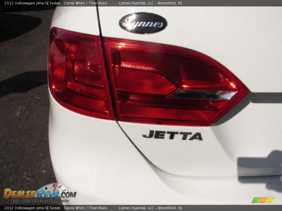 2012 Volkswagen Jetta SE Sedan Candy White / Titan Black Photo #7