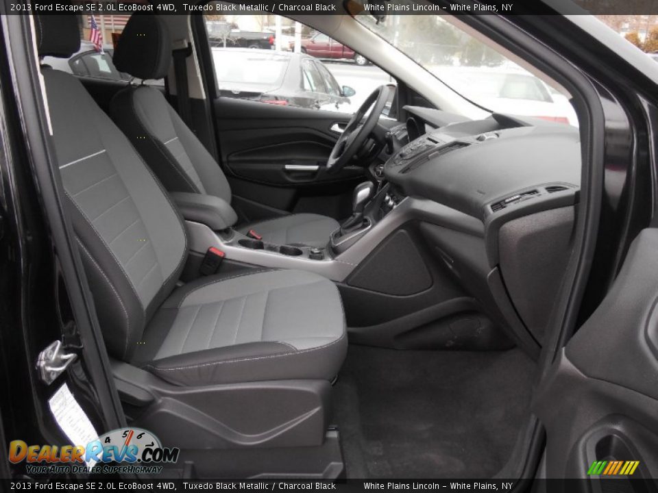 2013 Ford Escape SE 2.0L EcoBoost 4WD Tuxedo Black Metallic / Charcoal Black Photo #11