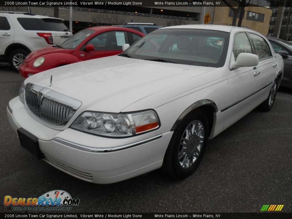 2008 Lincoln Town Car Signature Limited Vibrant White / Medium Light Stone Photo #1