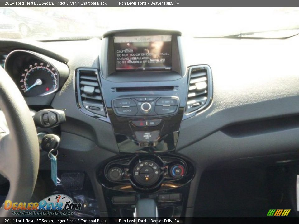 2014 Ford Fiesta SE Sedan Ingot Silver / Charcoal Black Photo #15