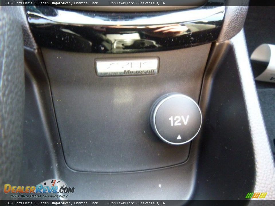 2014 Ford Fiesta SE Sedan Ingot Silver / Charcoal Black Photo #17