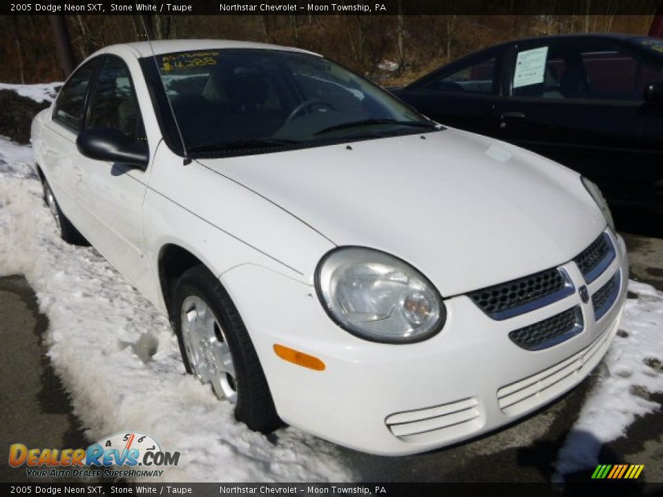 2005 Dodge Neon SXT Stone White / Taupe Photo #3