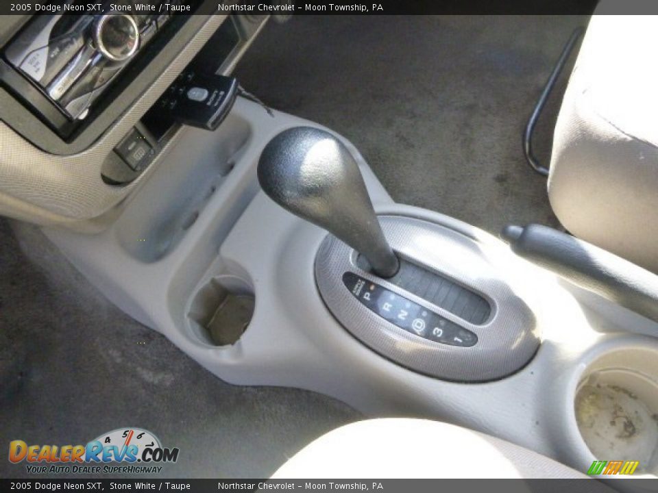 2005 Dodge Neon SXT Stone White / Taupe Photo #12