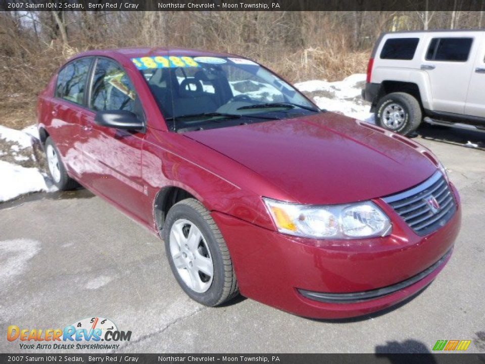 Front 3/4 View of 2007 Saturn ION 2 Sedan Photo #4