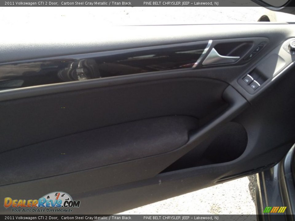 2011 Volkswagen GTI 2 Door Carbon Steel Gray Metallic / Titan Black Photo #20