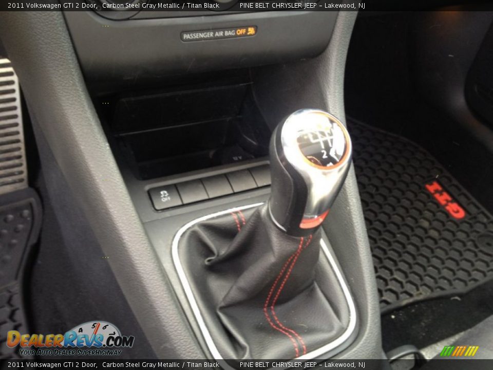 2011 Volkswagen GTI 2 Door Carbon Steel Gray Metallic / Titan Black Photo #26
