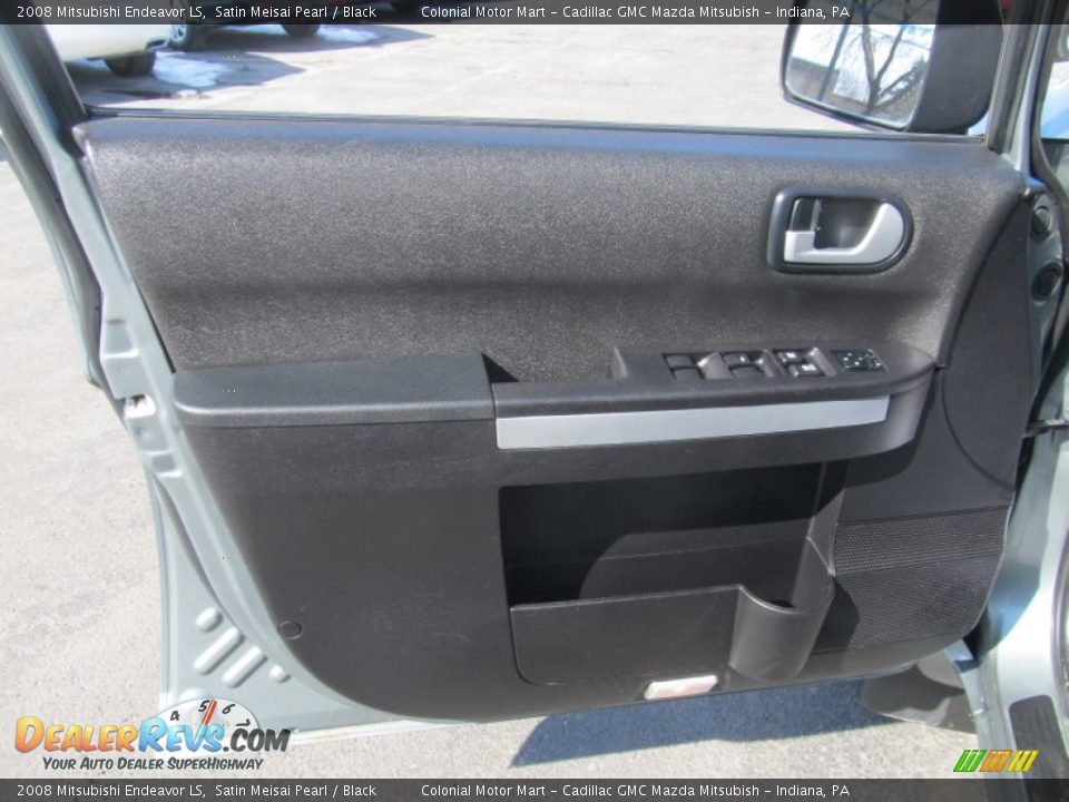 2008 Mitsubishi Endeavor LS Satin Meisai Pearl / Black Photo #11