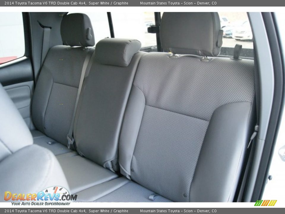 2014 Toyota Tacoma V6 TRD Double Cab 4x4 Super White / Graphite Photo #7