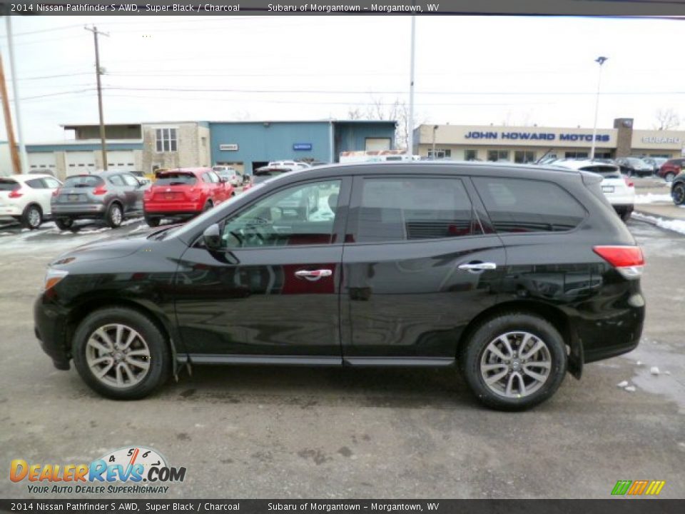 2014 Nissan Pathfinder S AWD Super Black / Charcoal Photo #4
