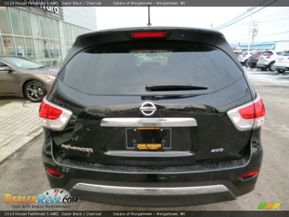2014 Nissan Pathfinder S AWD Super Black / Charcoal Photo #6