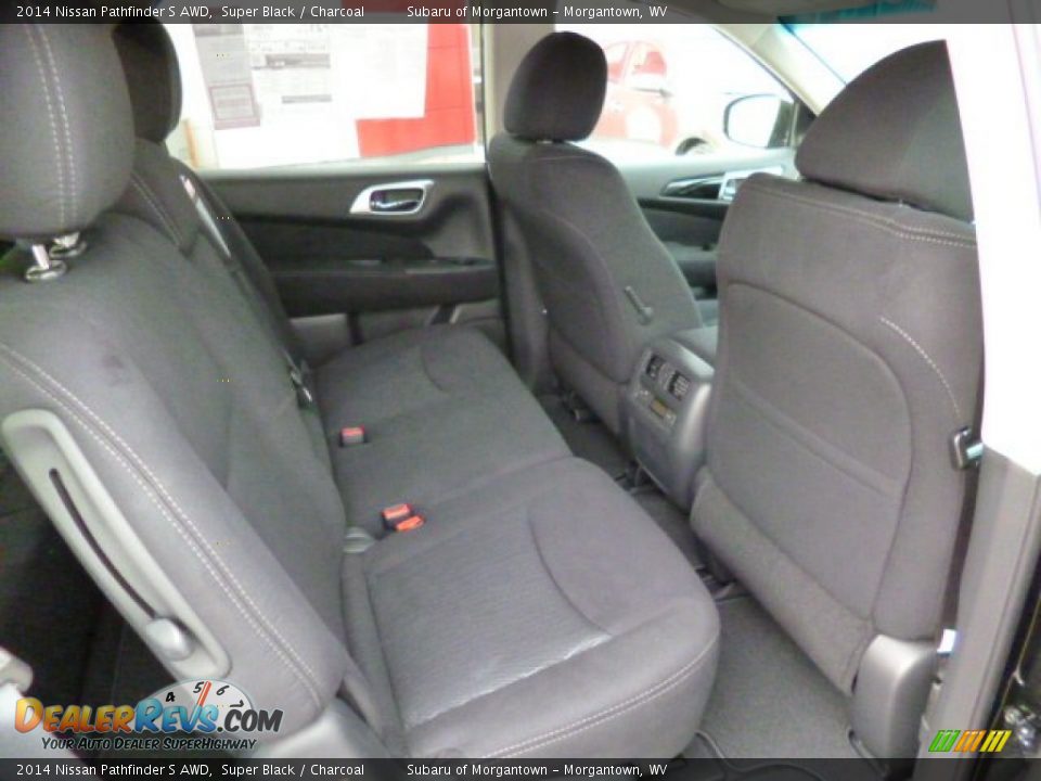 2014 Nissan Pathfinder S AWD Super Black / Charcoal Photo #11