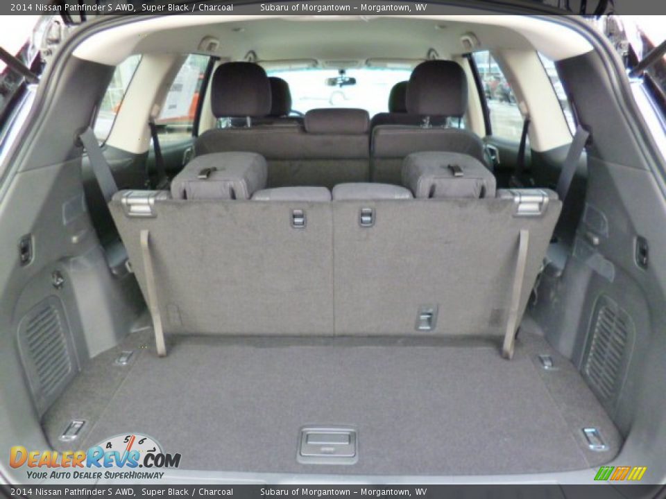 2014 Nissan Pathfinder S AWD Super Black / Charcoal Photo #12