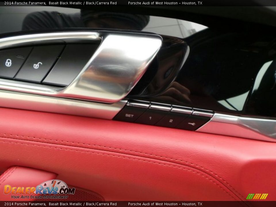 Controls of 2014 Porsche Panamera  Photo #11