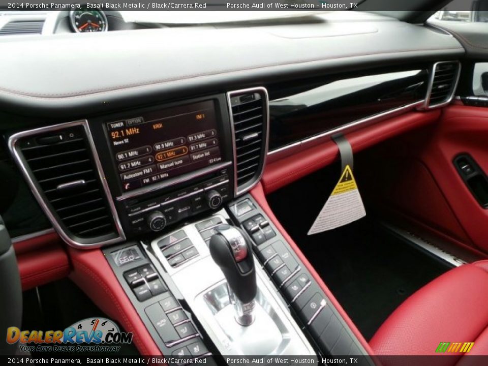 Dashboard of 2014 Porsche Panamera  Photo #15