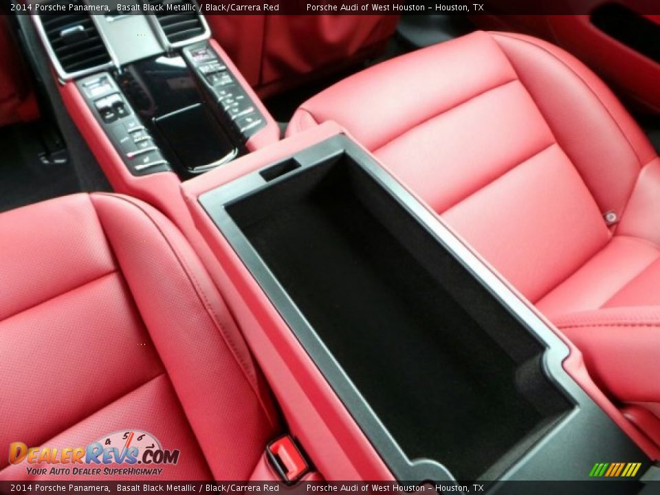 Rear Seat of 2014 Porsche Panamera  Photo #27
