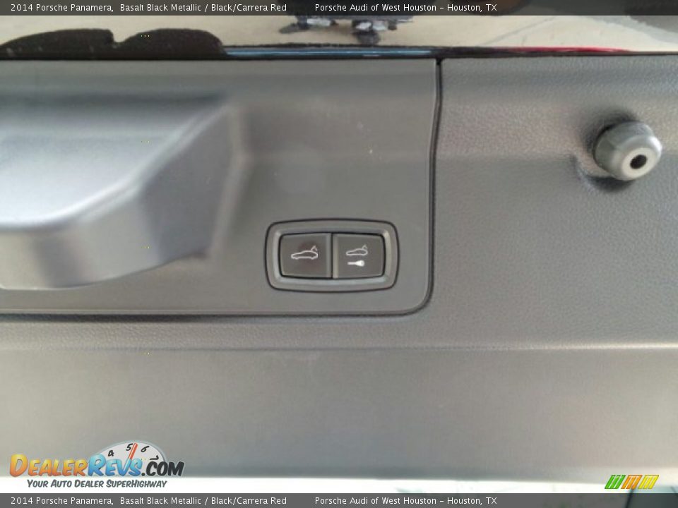 2014 Porsche Panamera Basalt Black Metallic / Black/Carrera Red Photo #32