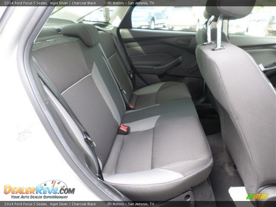 2014 Ford Focus S Sedan Ingot Silver / Charcoal Black Photo #12