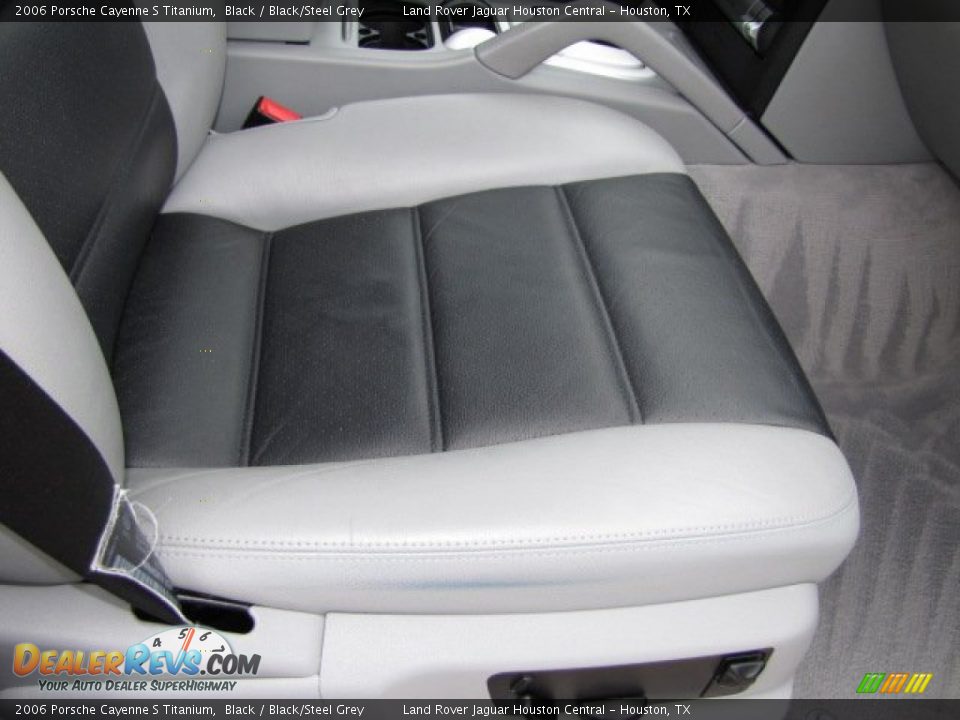 Front Seat of 2006 Porsche Cayenne S Titanium Photo #25