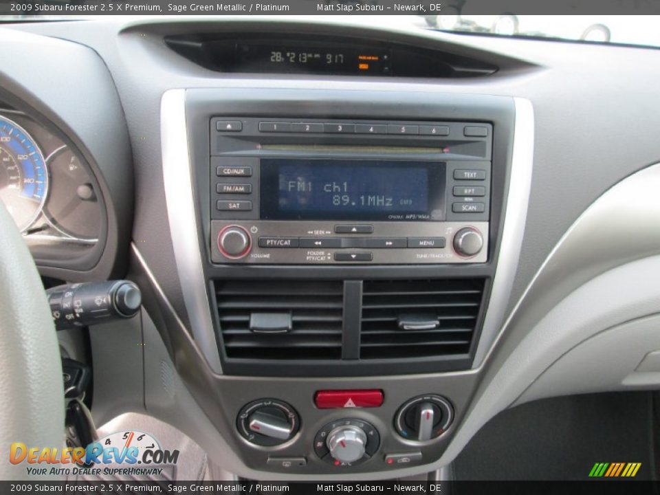 2009 Subaru Forester 2.5 X Premium Sage Green Metallic / Platinum Photo #25