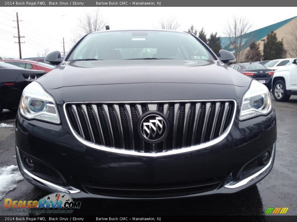 2014 Buick Regal FWD Black Onyx / Ebony Photo #2